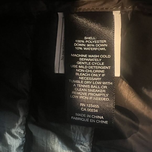 Design Lab Lord & Taylor women's XS Down Packable Puffer jacket camouflage - Picture 4 of 6